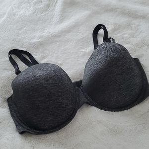 NWT Victoria's Secret multi-way bra - size 36DD